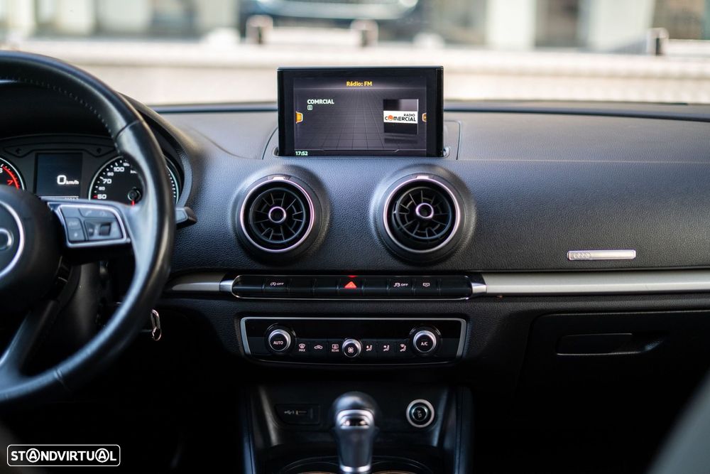 Audi A3 Sportback 30 TFSI S-line S tronic - 14