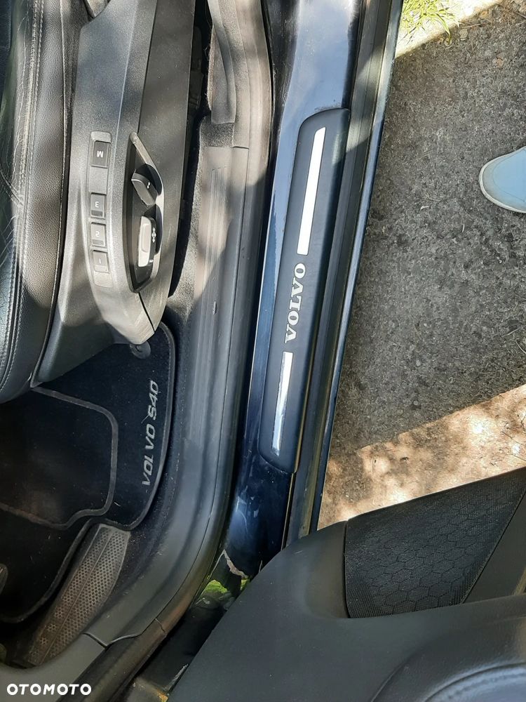 Volvo S40 1.8 - 13