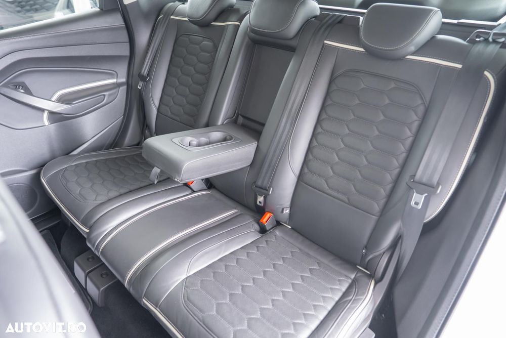 Ford Kuga 2.0 TDCi 4x4 Aut. Vignale - 23