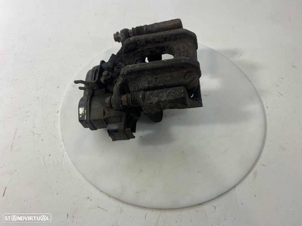 Pinças de travão Esq Trás BMW 5 (F10) 520 d REF. 32345699 - 1