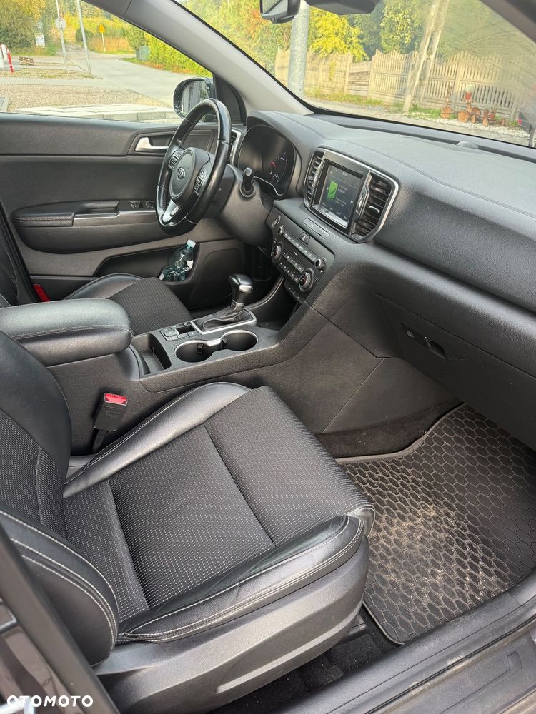 Kia Sportage 2.0 CRDI XL 4WD - 11