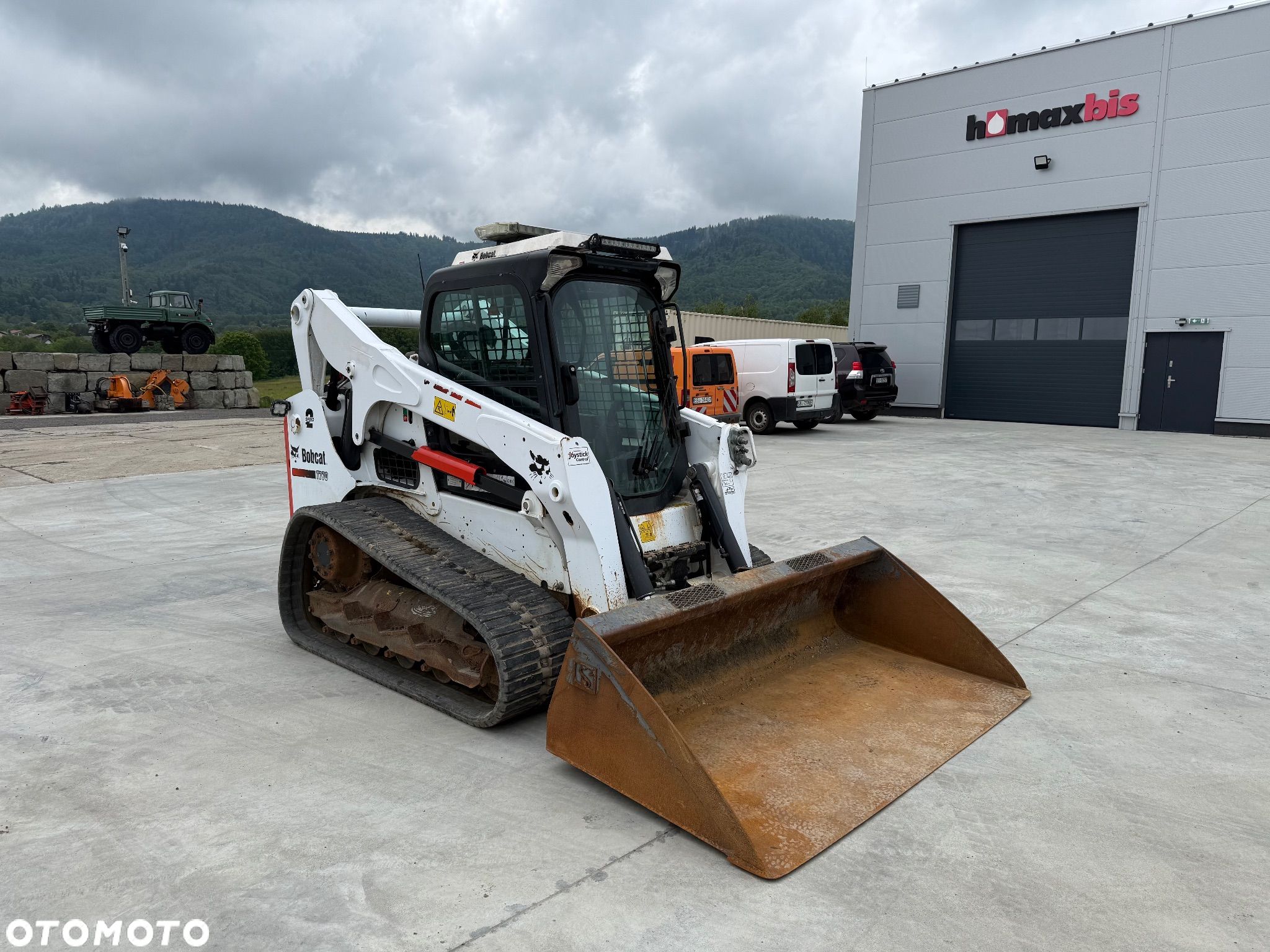 Bobcat T770 - 1