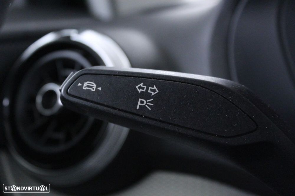 Audi Q2 30 TFSI Advanced - 25