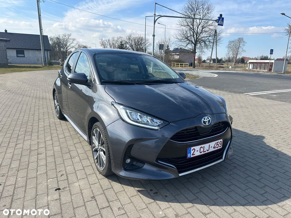 Toyota Yaris Hybrid 1.5 Selection Elegant - 4