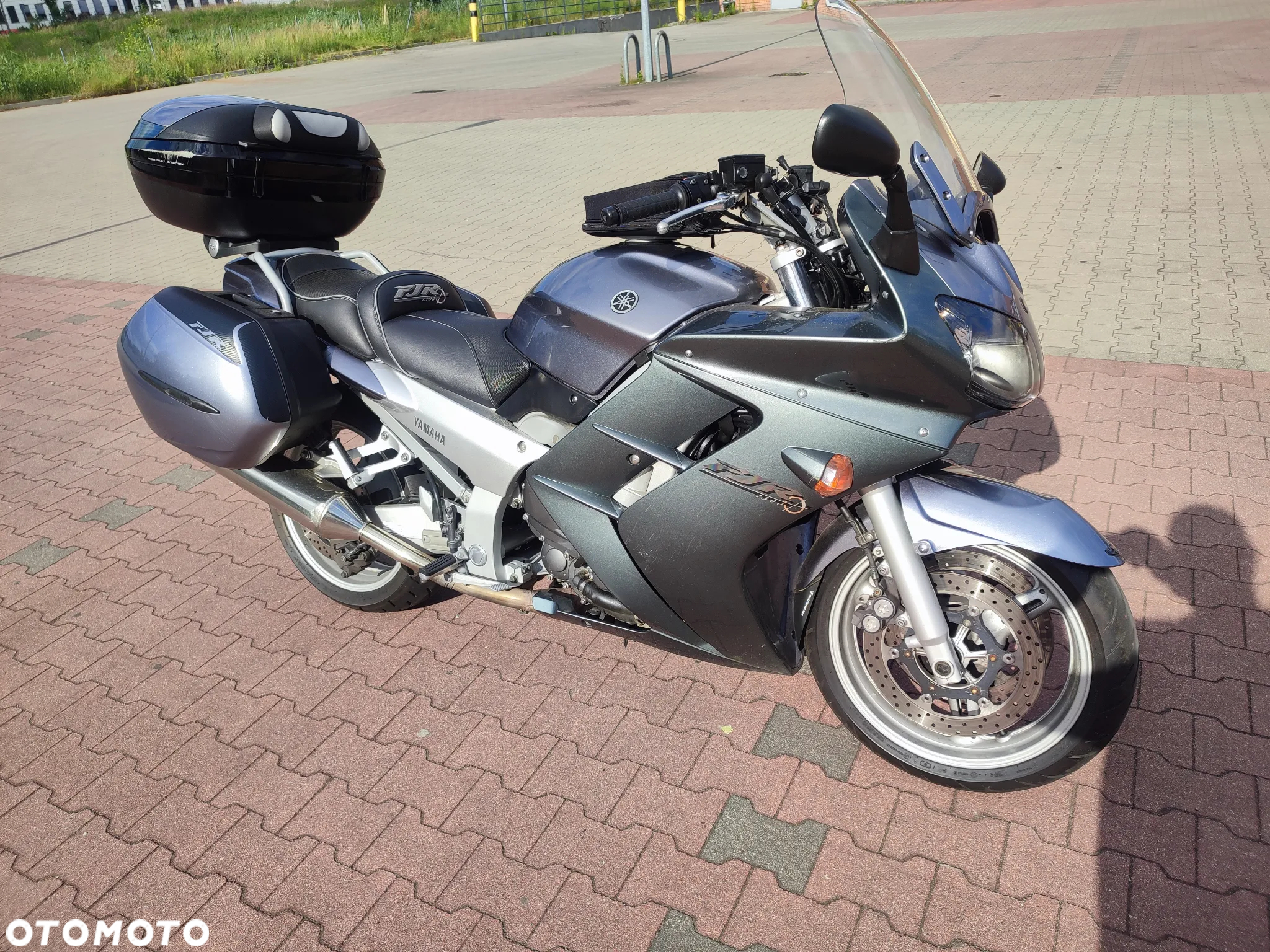 Yamaha FJR - 4