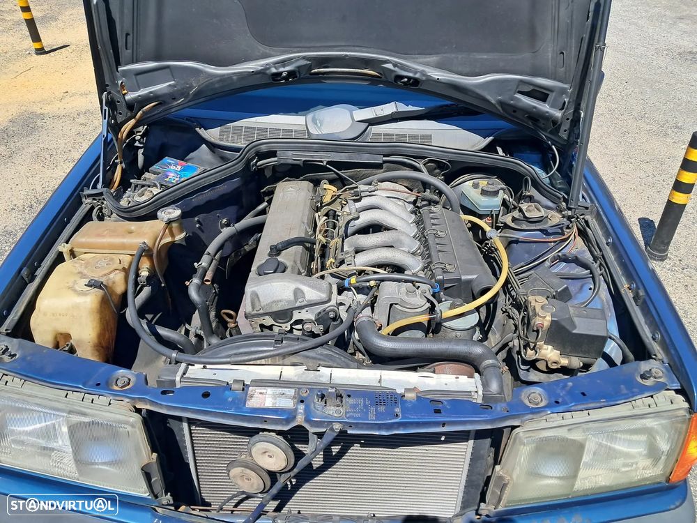 Mercedes-Benz W201 (1982-1993) 190 D 2.5 - 4