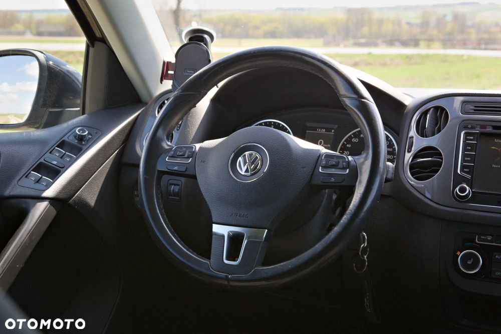 Volkswagen Tiguan 2.0 TDI 4Mot Perfectline R-Style DSG - 23