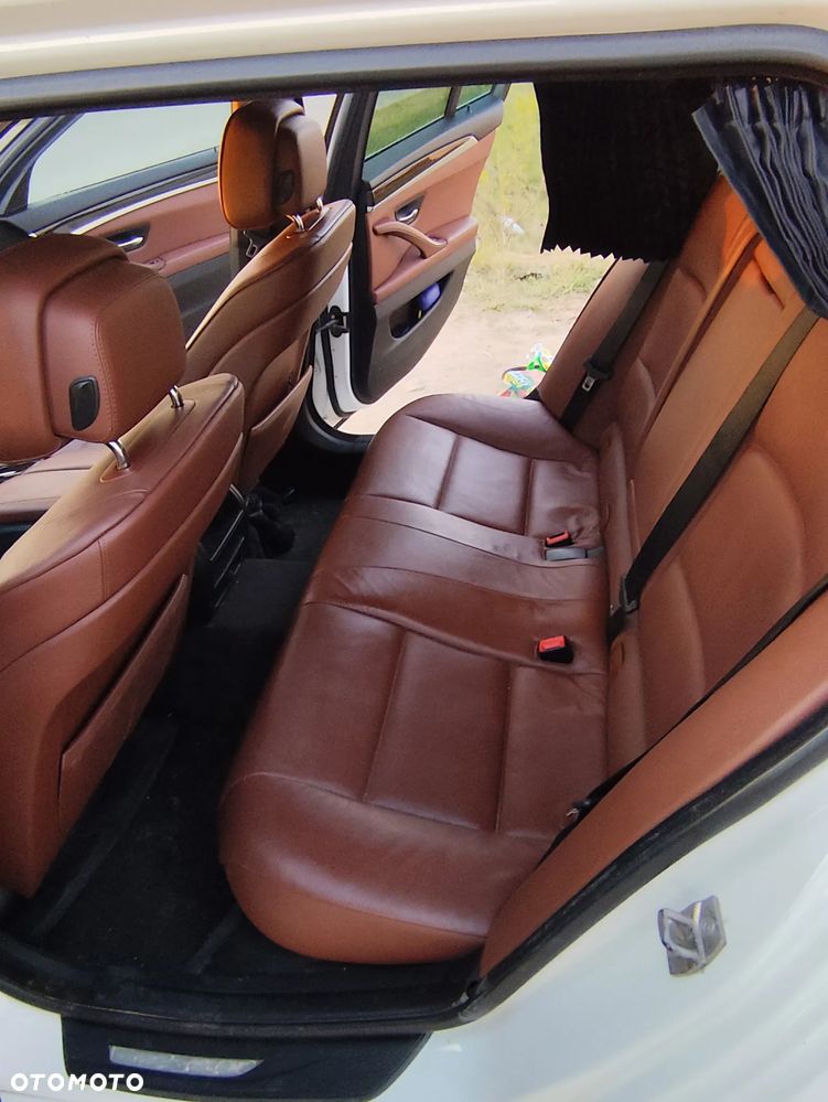 BMW Seria 5 520d - 7