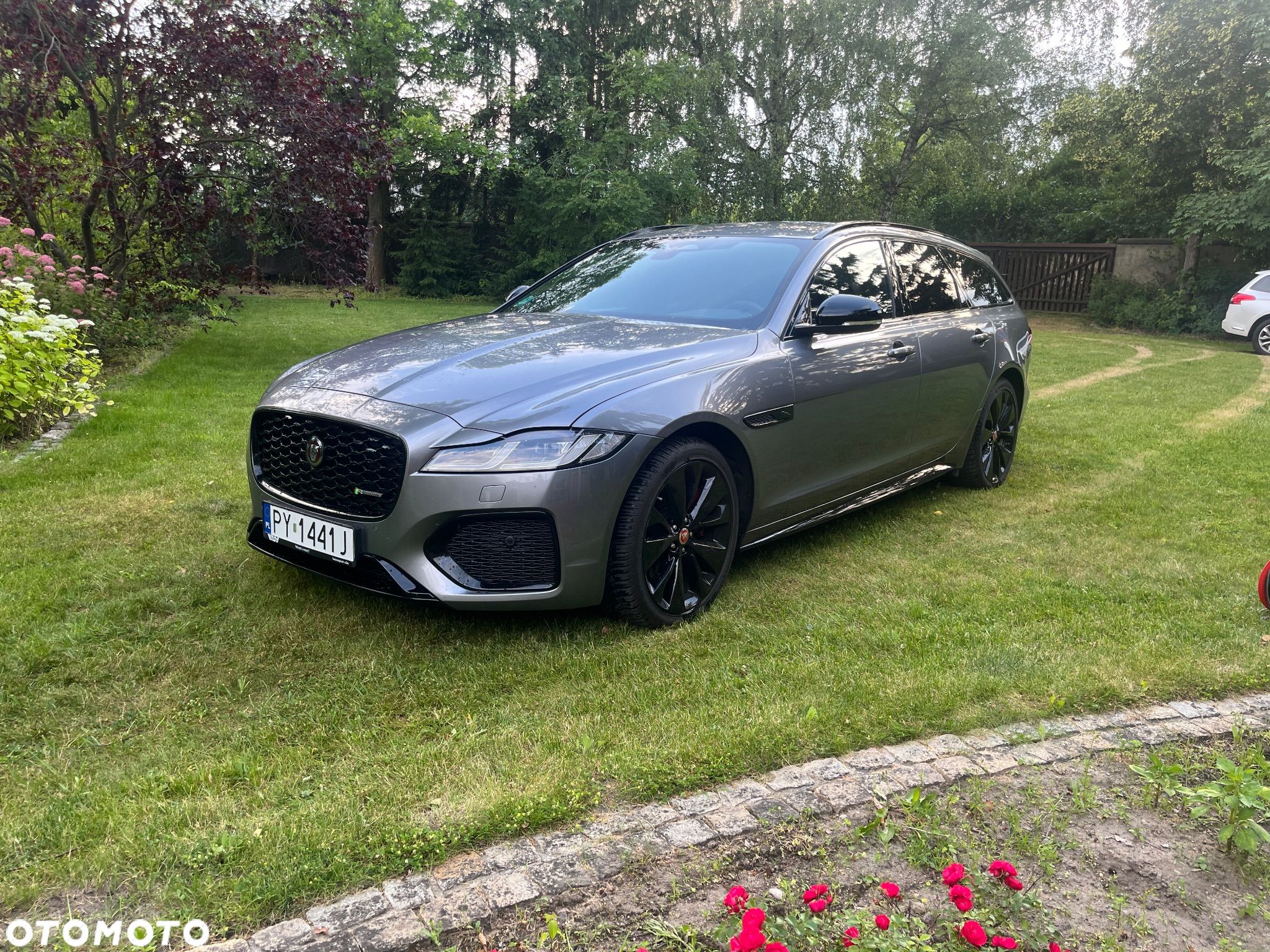 Jaguar XF D200 AWD Sportbrake R-Dynamic SE - 1