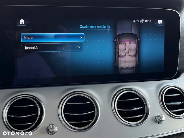 Mercedes-Benz Klasa E 300 de Avantgarde - 33