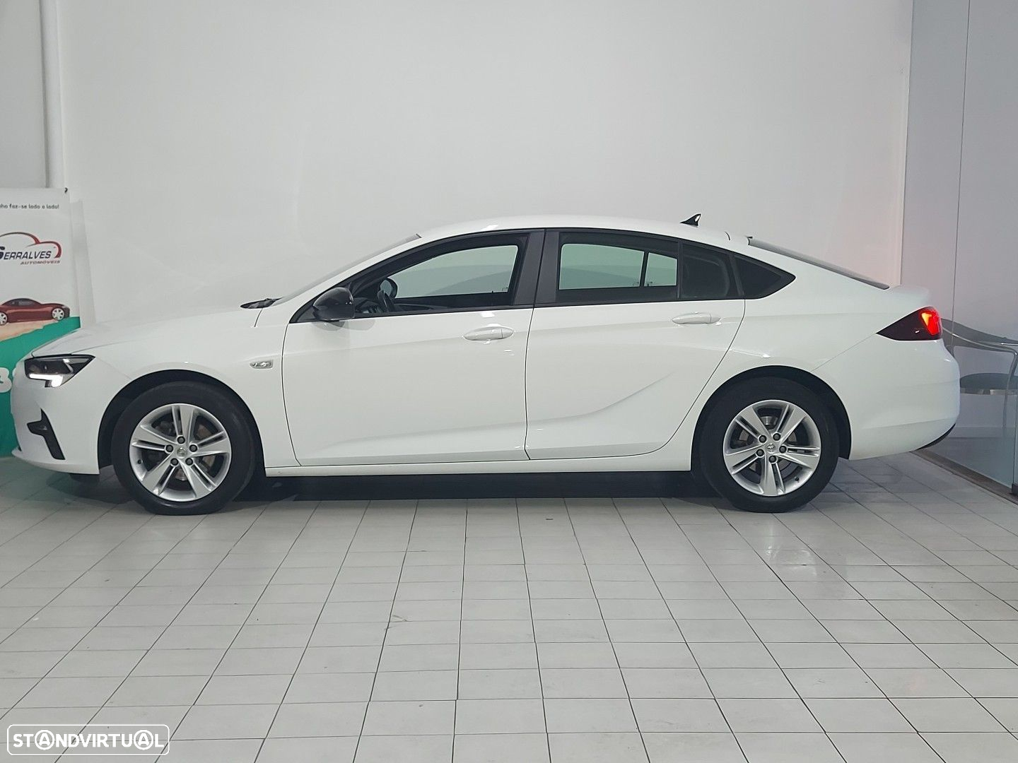 Opel Insignia Grand Sport 1.5 D Business Edition - 4