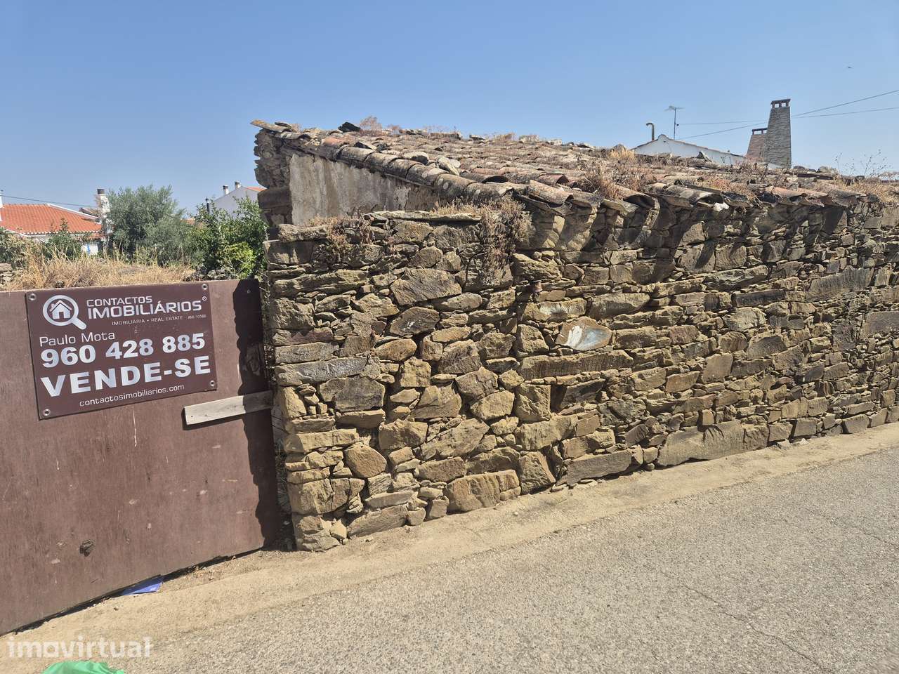 Moradia terrea com terreno na Aldeia dos Fernandes - Grande imagem: 5/16