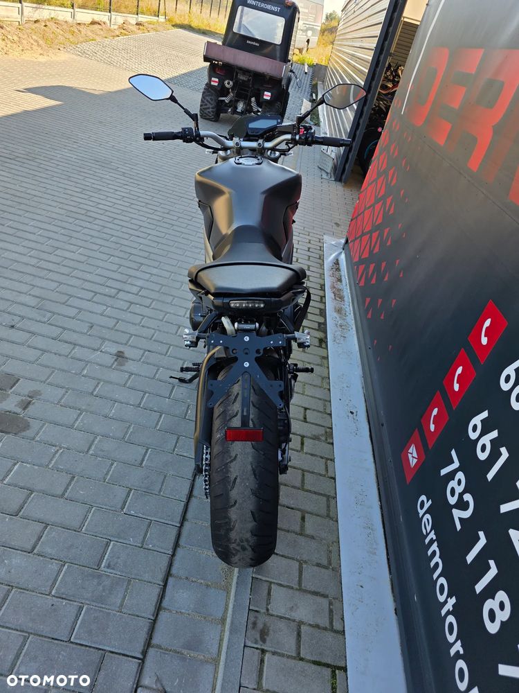 Yamaha MT - 16