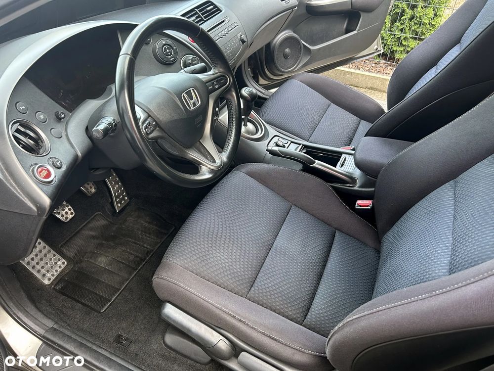 Honda Civic 1.8 Sport - 6