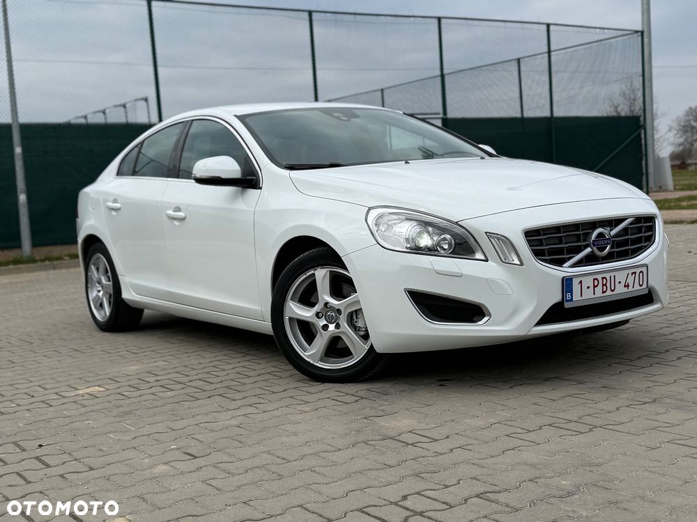 Volvo S60 DRIVe Momentum - 22