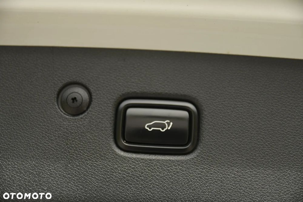Kia Sportage 2,0 CRDI AWD GT Line - 14