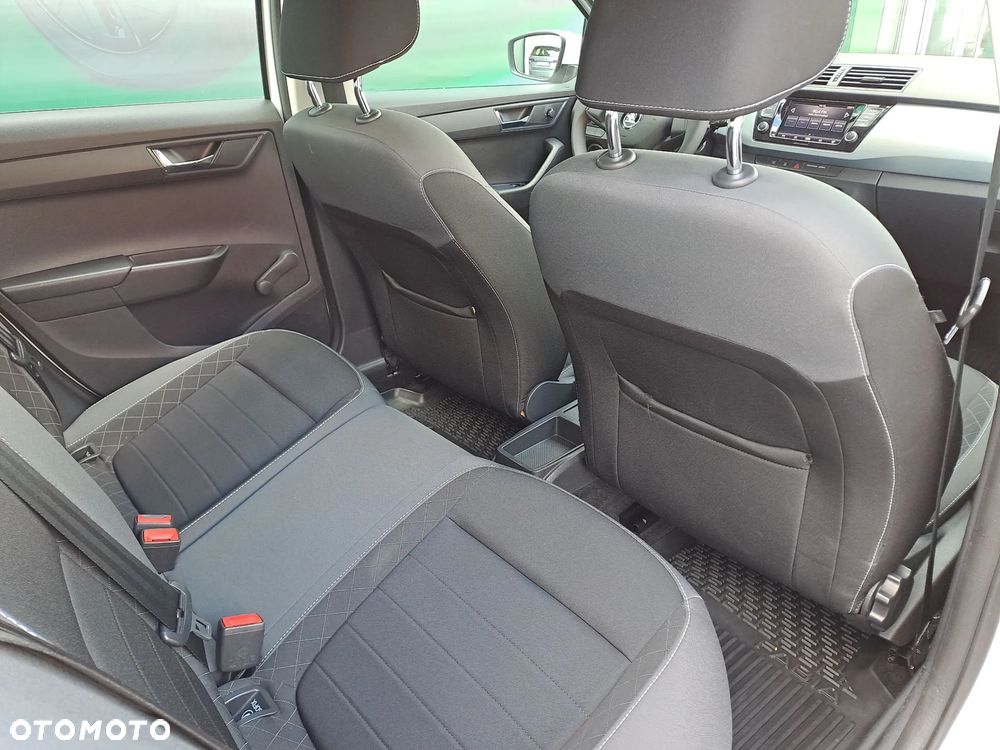 Skoda Fabia 1.0 TSI Ambition - 11