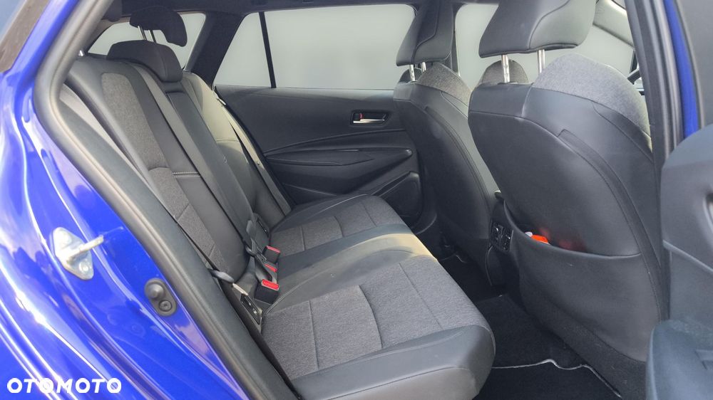 Toyota Corolla 1.8 Hybrid Style - 10