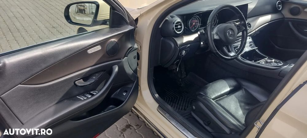 Mercedes-Benz E 200 d T 9G-TRONIC Avantgarde - 9