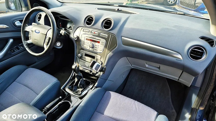Ford Mondeo 2.0 FF Titanium - 40