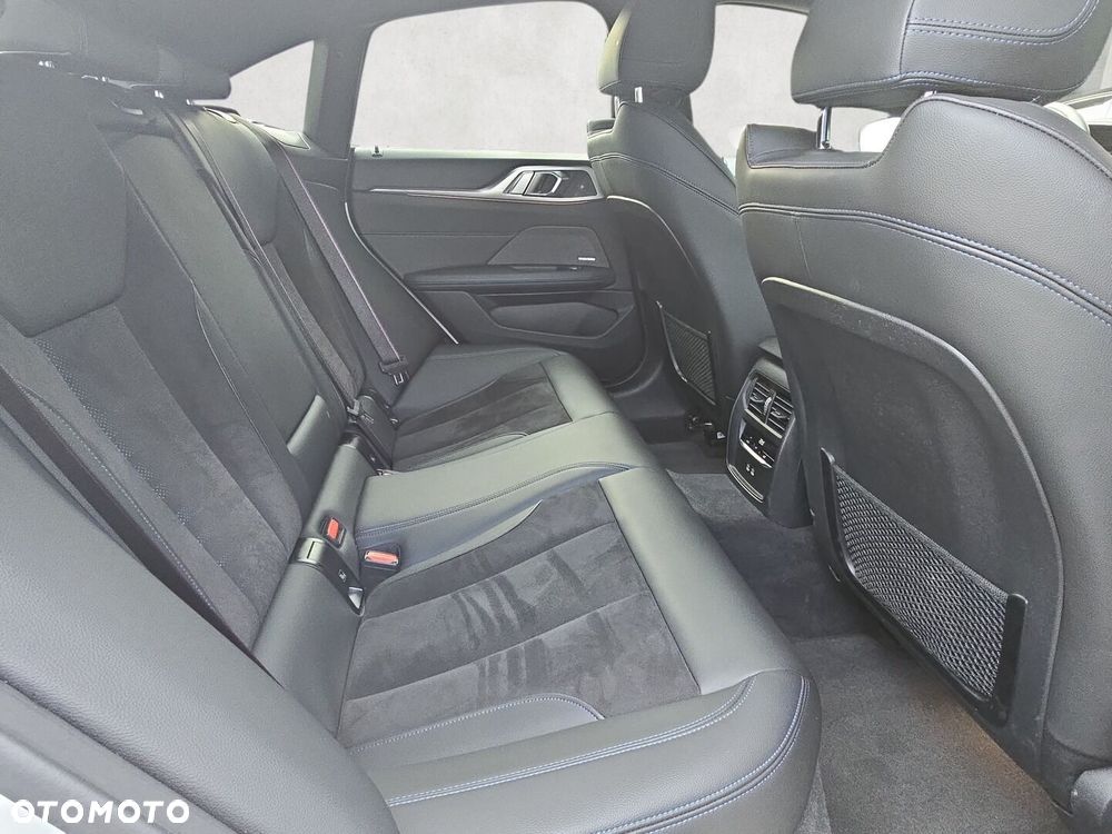 BMW Seria 4 420d xDrive mHEV sport - 31