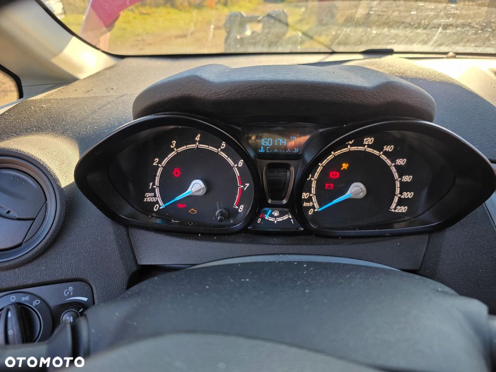 Ford Fiesta 1.25 Celebration - 20