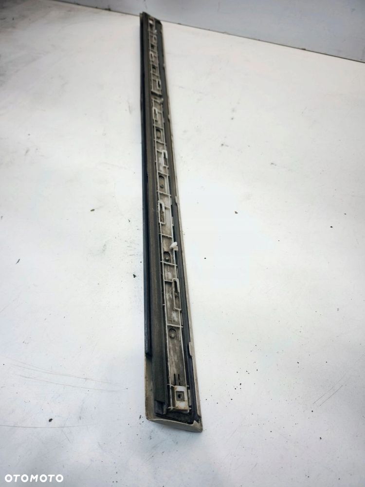 LISTWA DRZWI LEWY PRZÓD AUDI A6 C6 ALLROAD 4F9853959A - 4