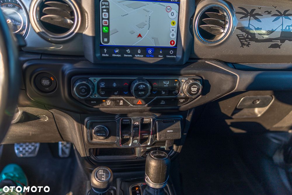 Jeep Wrangler 3.6 Unlim Sahara - 27