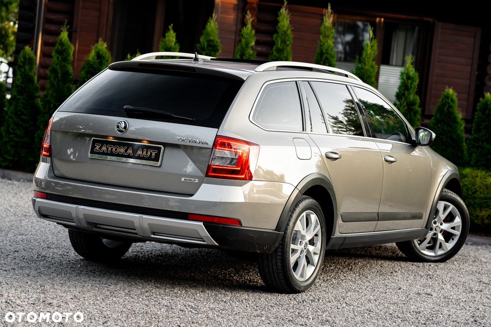 Skoda Octavia 2.0 TDI 4x4 DSG Scout - 9