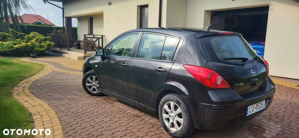 Nissan Tiida - 6