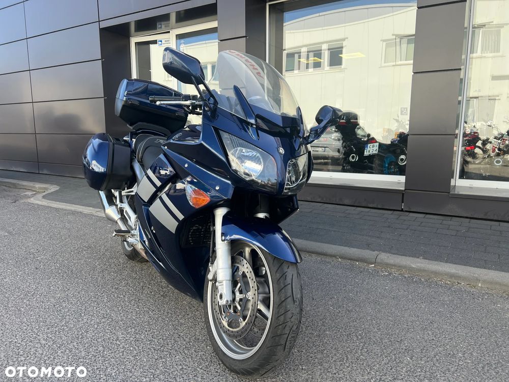 Yamaha FJR - 6