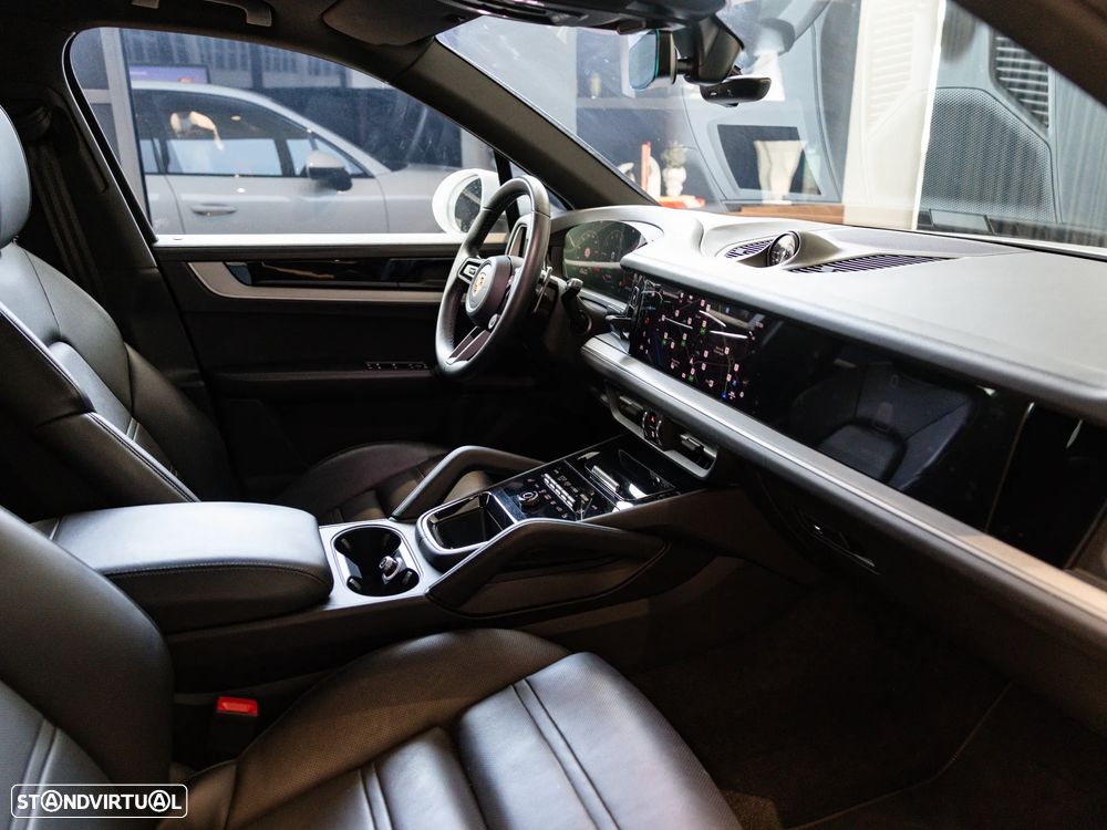 Porsche Cayenne E-Hybrid - 46