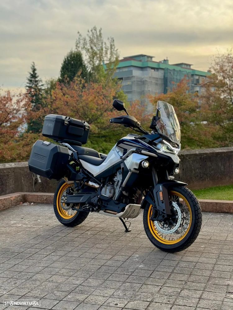 CF Moto 800MT Explore - 1
