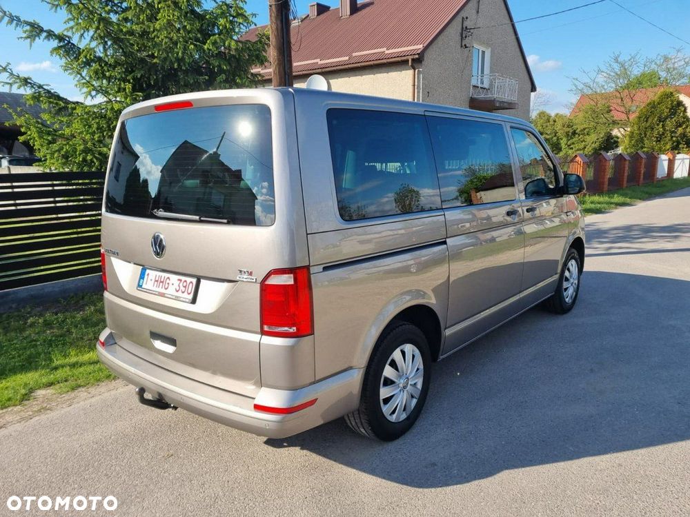 Volkswagen Multivan - 5