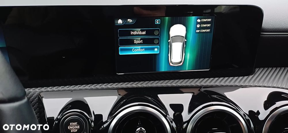 Mercedes-Benz CLA 180 d - 23