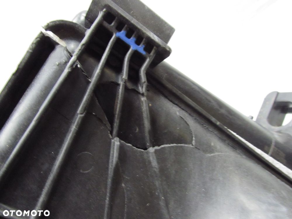 IVECO DAILY IV V VI LIFT 11-14 2.3 3.0 CHLODNICE OBUDOWA WODY INTERCOOLER 5801264636 5801526777 - 11