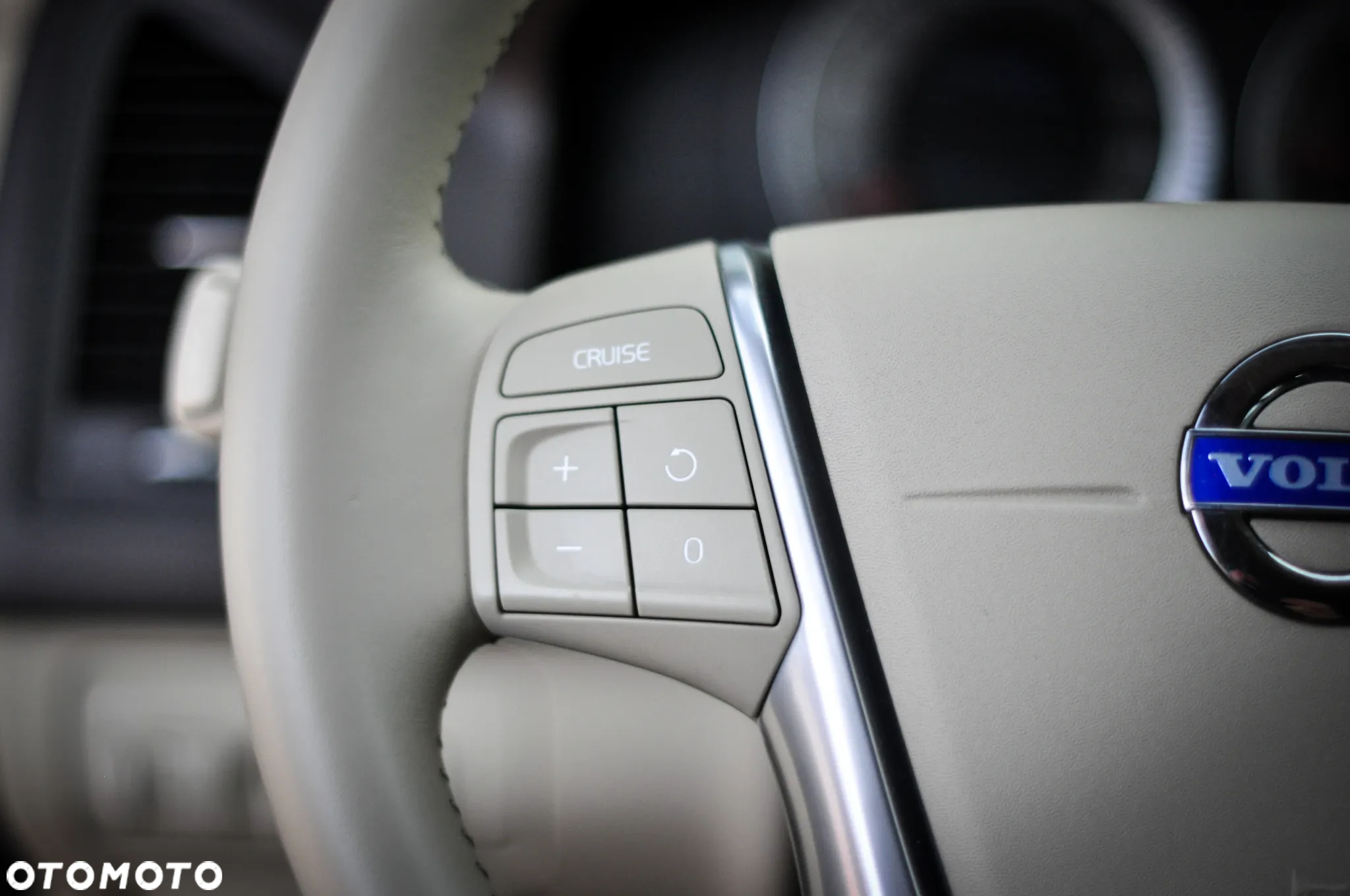 Volvo XC 60 - 18