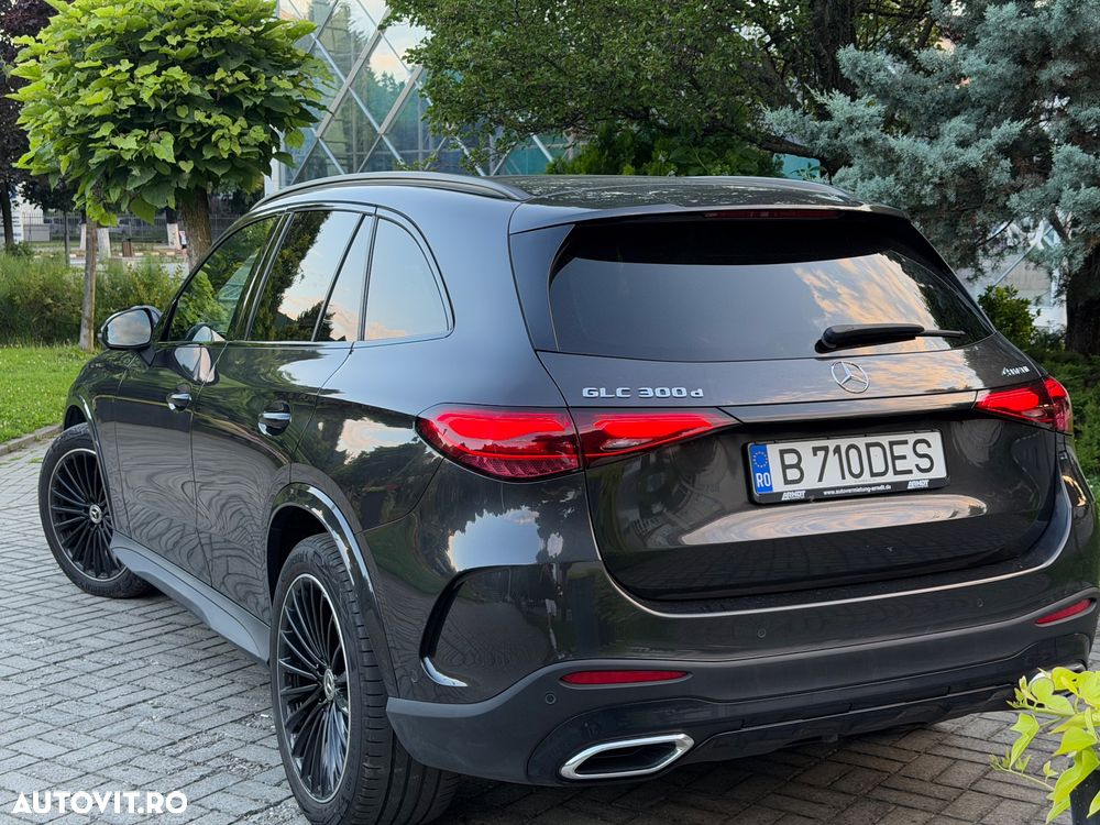 Mercedes-Benz GLC 300 d 4MATIC MHEV - 4