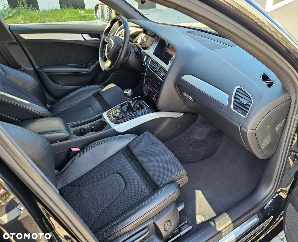 Audi A4 Avant 2.0 TDI - 10