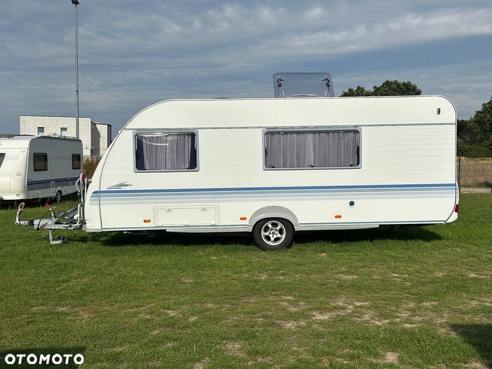 Adria ADORA 542 TK z przedsionkiem Isabella i łóżkami piętrowymi. - 4