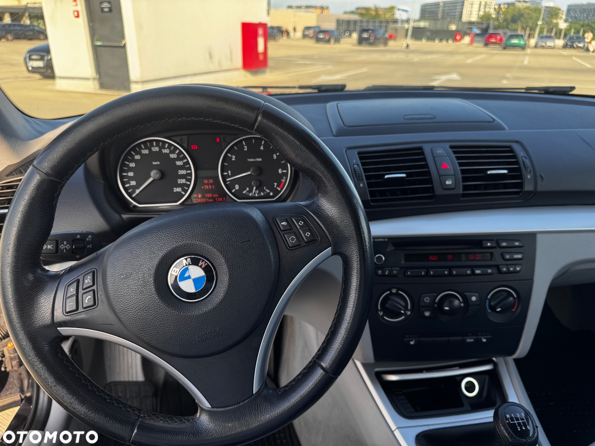 BMW Seria 1 116i - 14