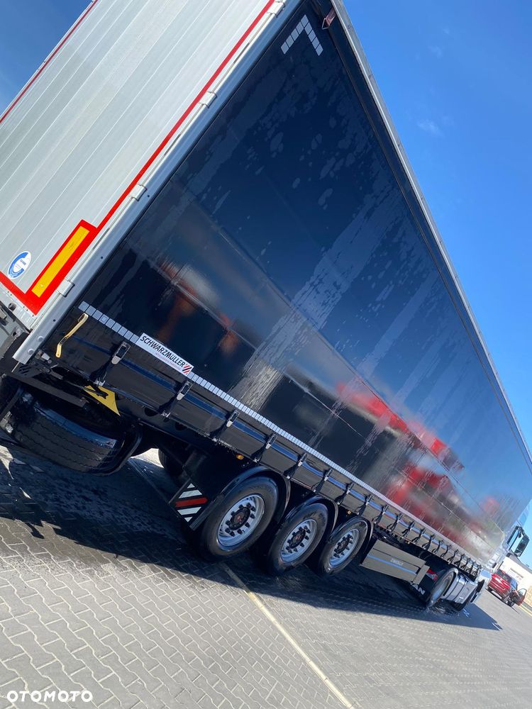 Schwarzmuller S1 - 1