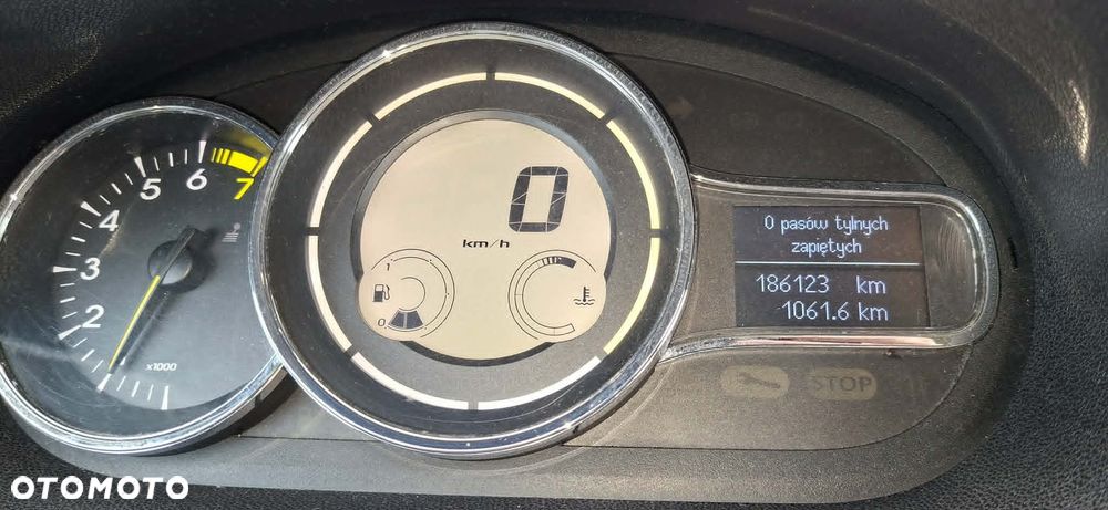 Renault Megane - 10