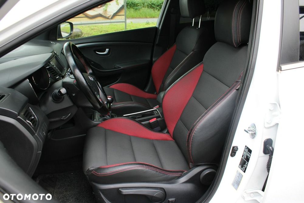 Hyundai i30 1.6 GDI Turbo Sport - 11