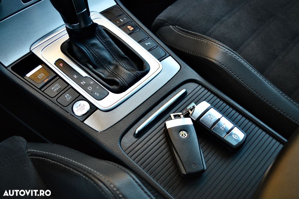Volkswagen Passat CC 2.0 TDI BMT DSG - 17
