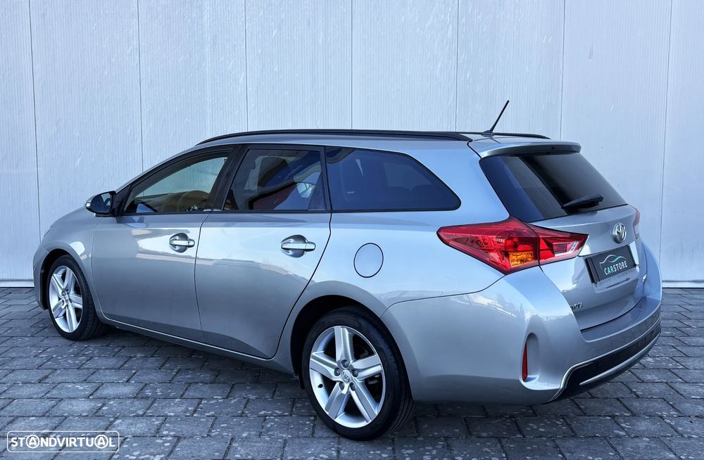 Toyota Auris Touring Sports 1.4 D-4D Com+P.Sport - 3