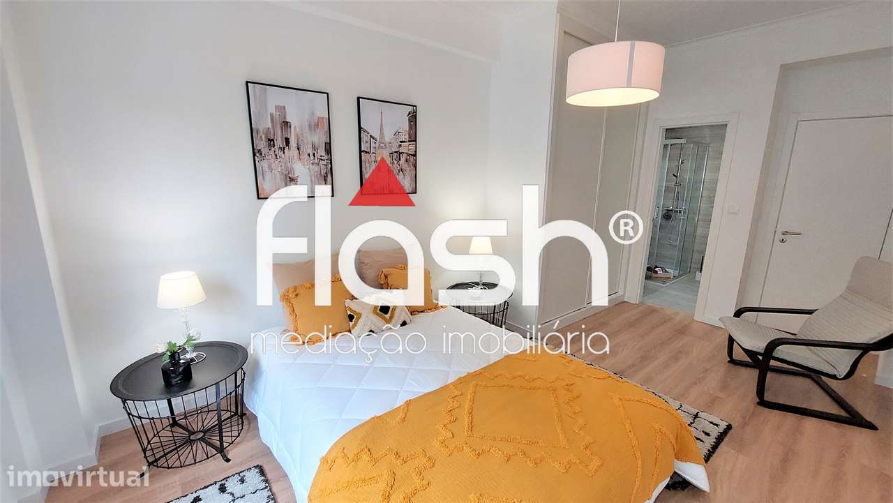 Apartamento T3 Remodelado/MOBILADO em Benfica - Grande imagem: 5/20