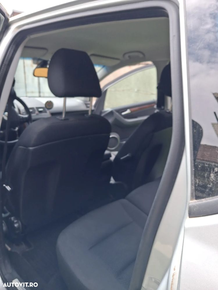 Mercedes-Benz EQA - 2