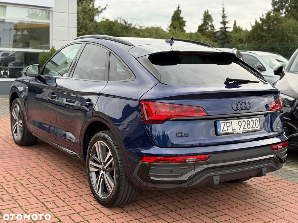 Audi Q5 Sportback - 4