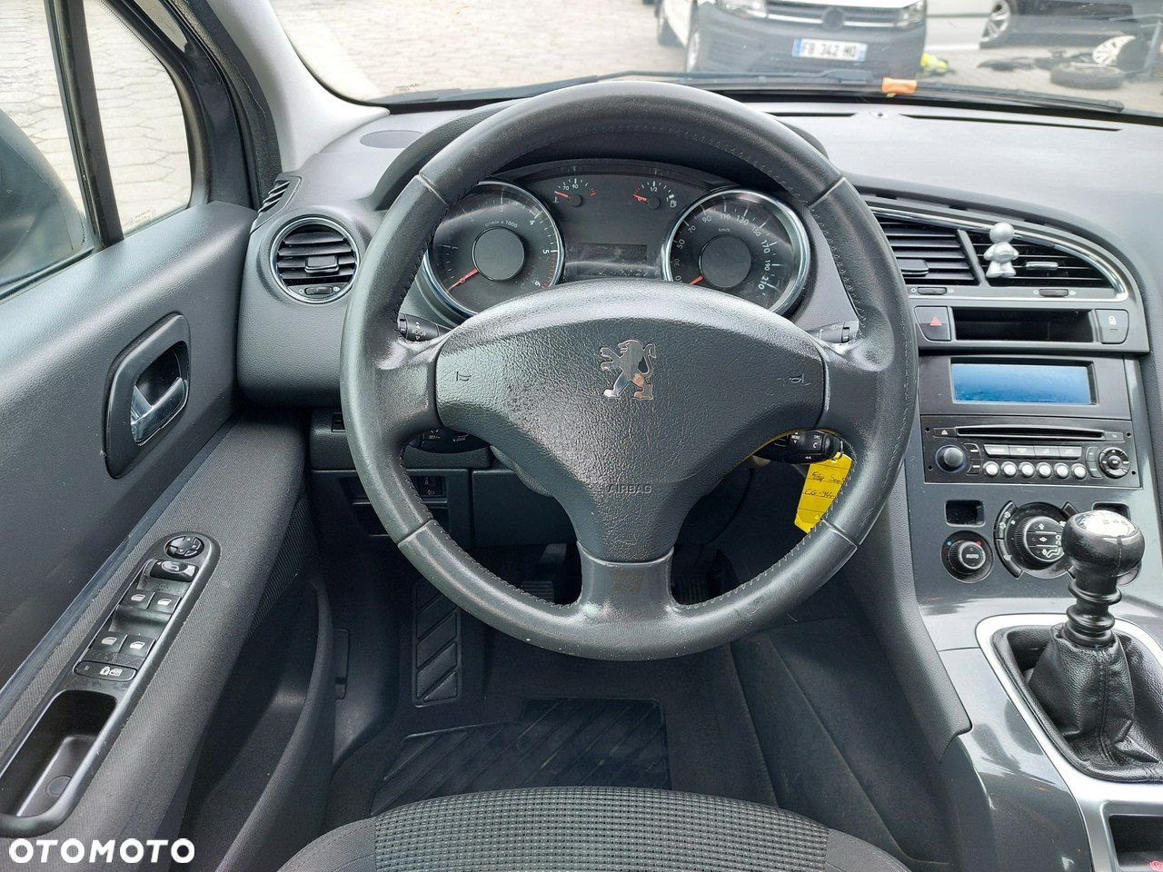 Peugeot 5008 - 11